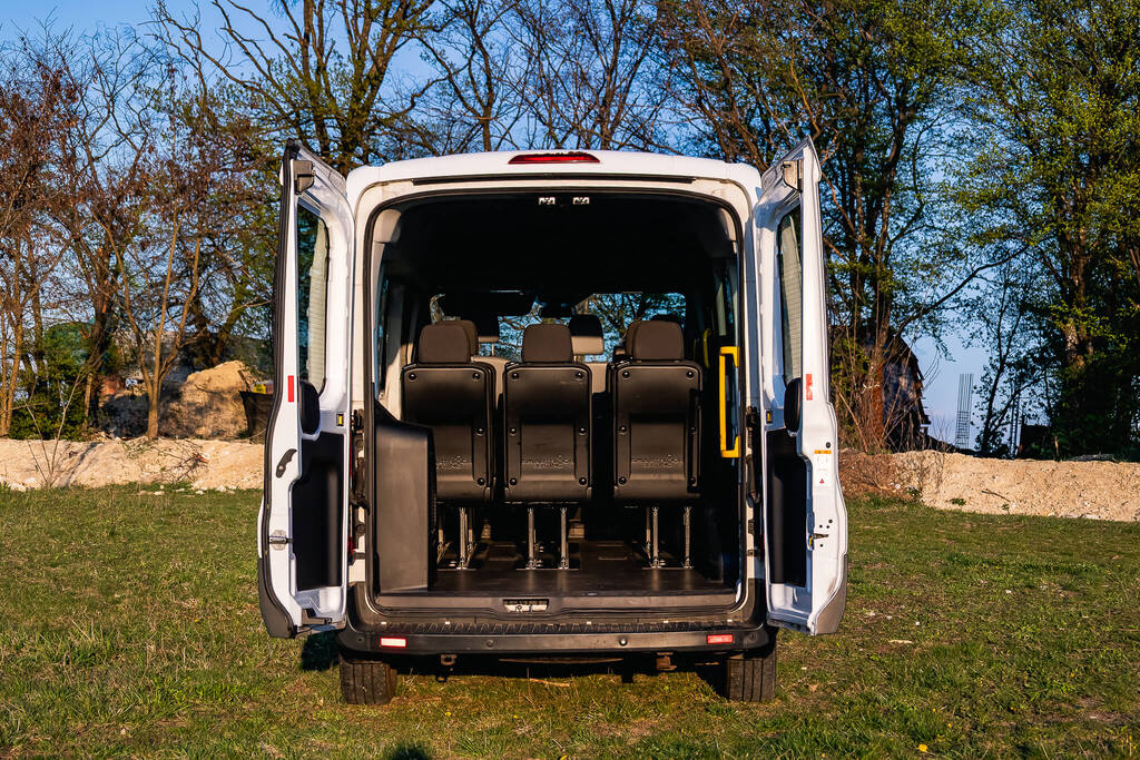 Ford Transit 8+1 minibus for rent in Cluj-Napoca — view 7